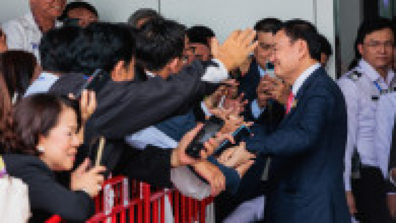 Fostul premier Thaksin Shinawatra s-a întors în Thailanda după 15 ani de exil. Foto: Profimedia | Poza 4 din 9