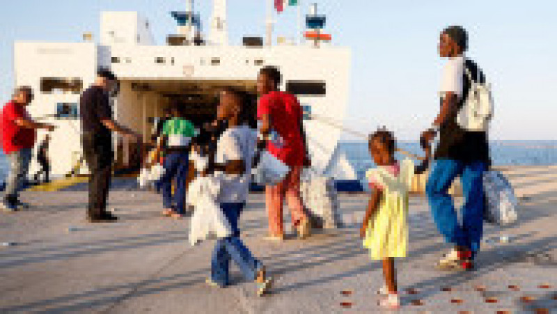 Haos în Lampedusa, asaltată de migranți. FOTO: Profimedia Images | Poza 10 din 20