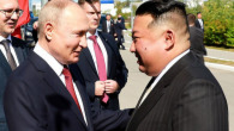 Kim „şi-a prezentat sincerele mulţumiri preşedintelui Putin şi liderilor ruşi” pentru „atenţia deosebită şi ospitalitatea lor cordială”. FOTO: Profimedia Images | Poza 7 din 7