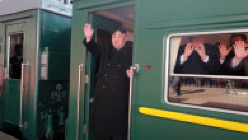 Kim Jong Un merge cu un tren luxos, puternic blindat și extrem de lent. Foto: Profimedia | Poza 6 din 9