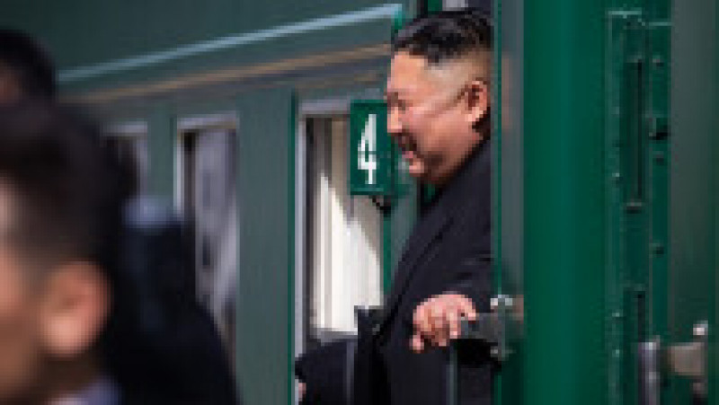 Kim Jong Un merge cu un tren luxos, puternic blindat și extrem de lent. Foto: Profimedia | Poza 1 din 9