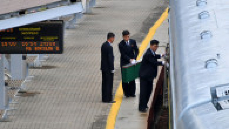 Kim Jong Un merge cu un tren luxos, puternic blindat și extrem de lent. Foto: Profimedia | Poza 9 din 9