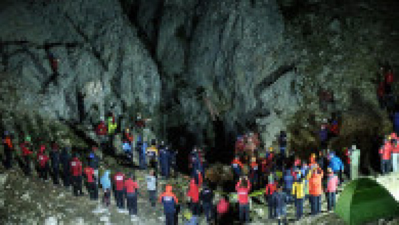 Speologul american blocat la peste 1.000 de metri sub pământ, într-o peșteră din Turcia, a fost scos la suprafață.  FOTO: Profimedia Images | Poza 7 din 10