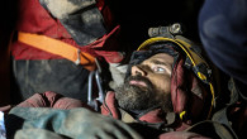 Speologul american blocat la peste 1.000 de metri sub pământ, într-o peșteră din Turcia, a fost scos la suprafață.  FOTO: Profimedia Images | Poza 8 din 10