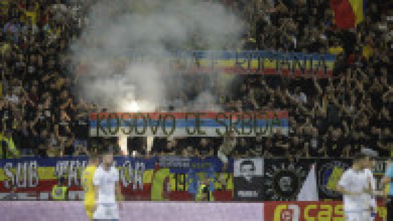 Jandarmeria Capitalei spune că organizatorul meciului este vinovat pentru incidentele de la România-Kosovo. Foto: Inquam Photos / George Călin | Poza 3 din 6