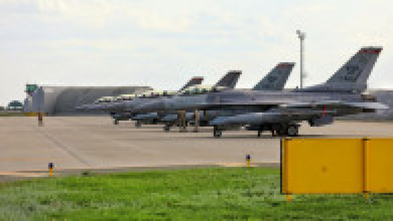 Avioane de luptă F-16 ale SUA au ajuns în România. Foto: MApN și Forțele Aeriene Române | Poza 9 din 11
