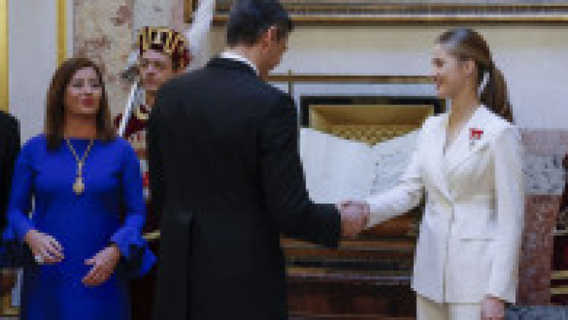 Prinţesa Leonor, moştenitoarea tronului Spaniei, a jurat credinţă faţă de Constituţia ţării sale. Foto: Profimedia Images | Poza 4 din 15