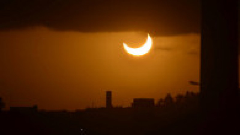 O eclipsă inelară de Soare a avut loc sâmbătă și a putut fi observată în unele părți din SUA și în America de Sud și Centrală. FOTO: Profimedia Images | Poza 7 din 11