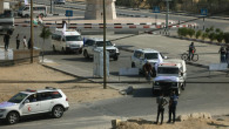 Primele camioane cu ajutoare umanitare intră în Gaza. Sursa foto: Profimedia Images | Poza 11 din 14