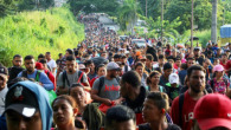 Caravana migranților. Sursa foto: Profimedia Images | Poza 2 din 6
