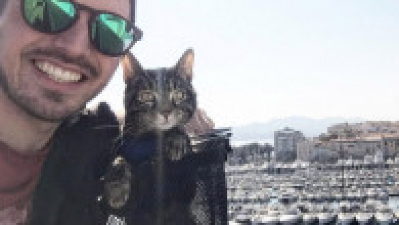 Un francez pasionat de ciclism și sporturi extreme și-a găsit un companion neobișnuit pentru aventurile lui - o pisică FOTO: Profimedia Images | Poza 23 din 48