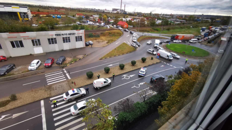 Contrabandă de țigări prin curier. Sursa foto: bihon.ro
