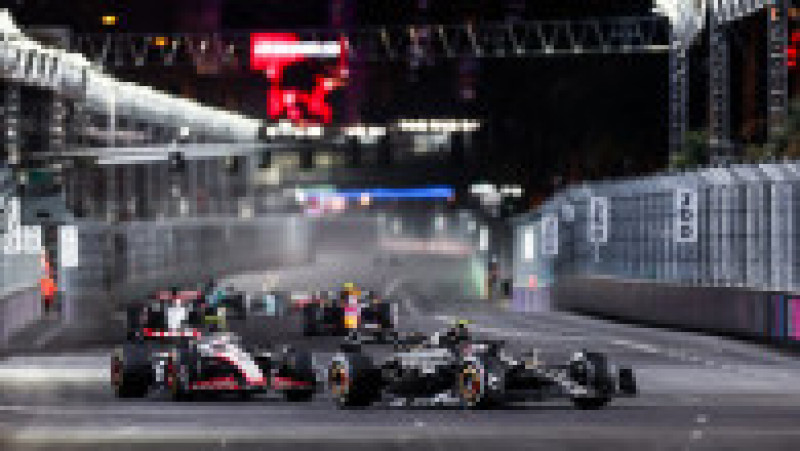 Pilotul olandez Max Verstappen (Red Bull) a câştigat Marele Premiu de la Las Vegas, penultima cursă a sezonului 2023. Sursa foto: Profimedia Foto | Poza 12 din 48
