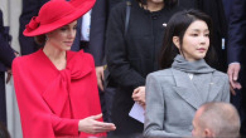 Calești aurite, paradă, covor roșu și un dineu luxos. Imagini spectaculoase din Londra, unde Charles l-a primit președintele sud-corean. FOTO: Profimedia Images | Poza 7 din 41