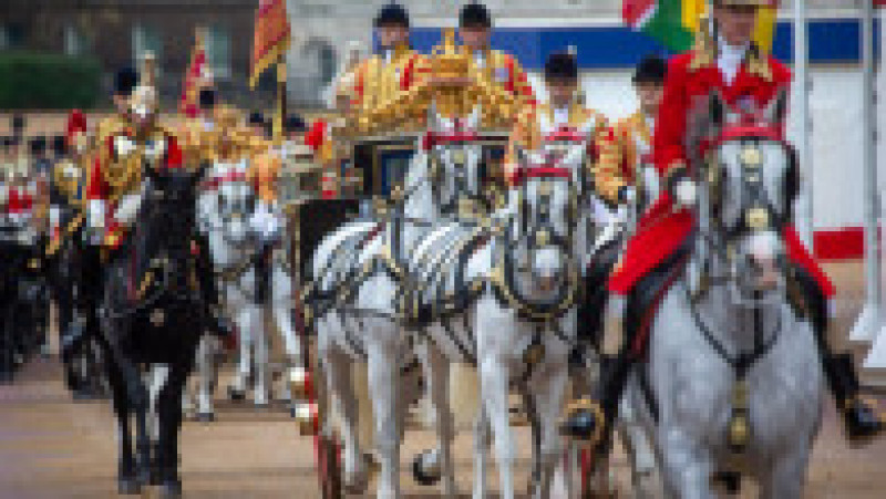 Calești aurite, paradă, covor roșu și un dineu luxos. Imagini spectaculoase din Londra, unde Charles l-a primit președintele sud-corean. FOTO: Profimedia Images | Poza 6 din 41