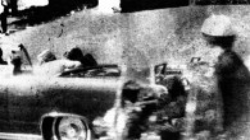 60 de ani de la asasinarea președintelui american JFK, împușcat de la distanță în timpul unei parade din Dallas. Sursa foto Profimedia Images | Poza 4 din 35