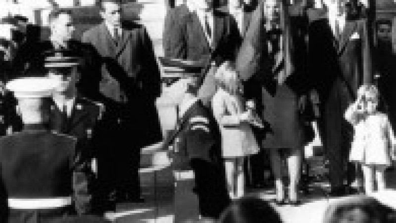 60 de ani de la asasinarea președintelui american JFK, împușcat de la distanță în timpul unei parade din Dallas. Sursa foto Profimedia Images | Poza 24 din 35