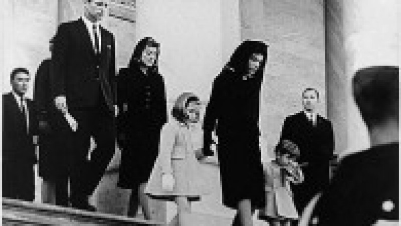 60 de ani de la asasinarea președintelui american JFK, împușcat de la distanță în timpul unei parade din Dallas. Sursa foto Profimedia Images | Poza 30 din 35