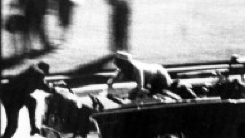 60 de ani de la asasinarea președintelui american JFK, împușcat de la distanță în timpul unei parade din Dallas. Sursa foto Profimedia Images | Poza 3 din 35