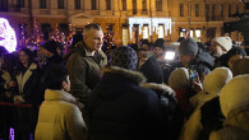 Primarul Kievului a aprins luminițele în uriașul brad de Crăciun din fața catedralei Sfânta Sofia. FOTO: Profimedia Images | Poza 16 din 34