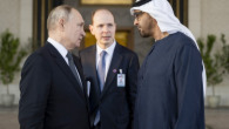 Putin s-a întâlnit cu președintele Emiratelor Arabe Unite la Abu Dhabi. Foto: Profimedia | Poza 5 din 6