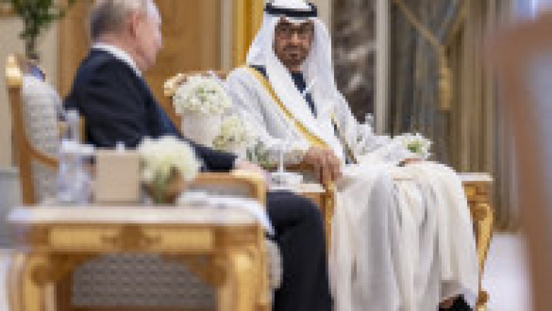 Putin s-a întâlnit cu președintele Emiratelor Arabe Unite la Abu Dhabi. Foto: Profimedia | Poza 2 din 6