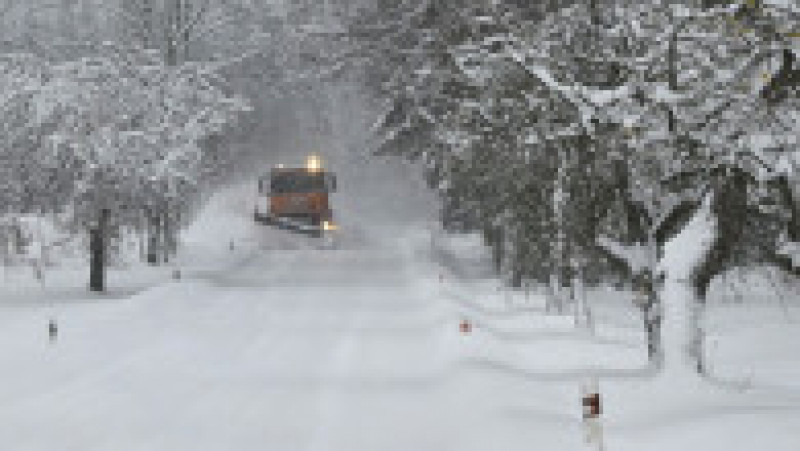 Meteorologii anunță că se va depune un strat nou de zăpadă, de până la 40 de cm grosime. FOTO: Profimedia Images | Poza 1 din 7