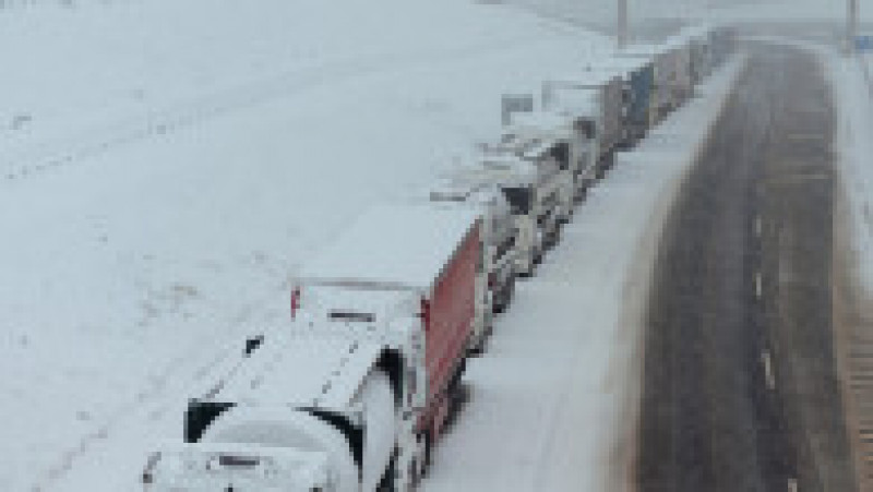 Camionagiii slovaci vor relua blocarea parţială a singurei treceri rutiere de mărfuri a ţării cu Ucraina. FOTO Profimedia Images | Poza 3 din 6
