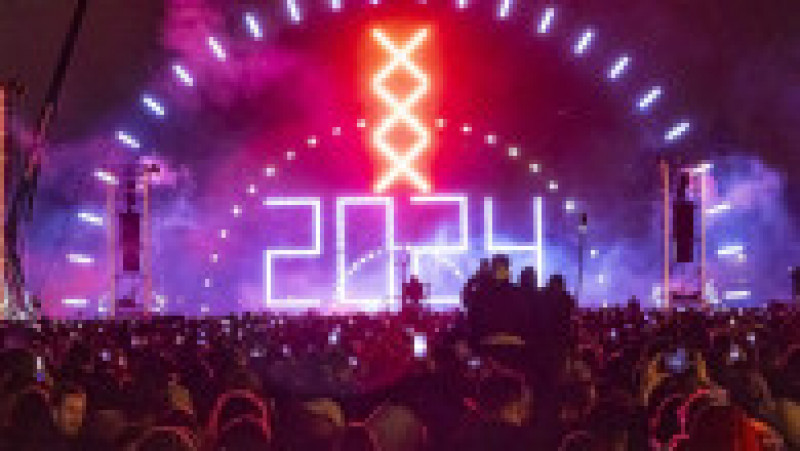 Lumea a întâmpinat anul 2024 cu un amestec de sărbătoare şi reflecţie sumbră. Imagini din Amsterdam. FOTO: Profimedia Images | Poza 7 din 21