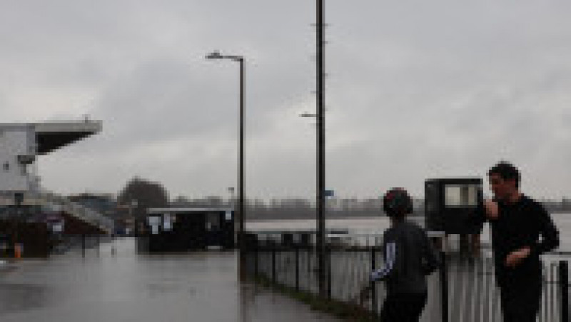 Furtuna Henk face ravagii în Marea Britanie. Un mort, sute de avertizări de inundații. FOTO: Profimedia Images | Poza 1 din 9