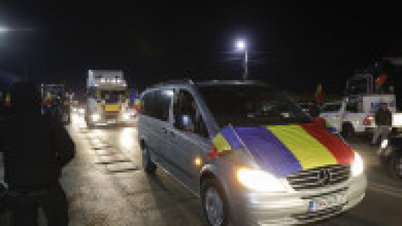Protestele transportatorilor şi fermierilor continuă la Afumaţi şi Vama Siret. În zonă se circulă dificil. FOTO: INQUAM PHOTOS - George Calin | Poza 13 din 13