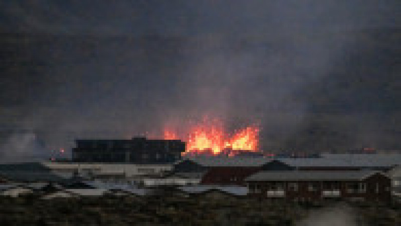 Lava a incendiat casele din Grindavik, după erupția unui vulcan. Sursa foto: Profimedia Images | Poza 7 din 7