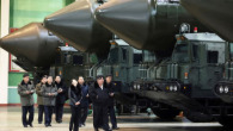 Kim Jong Un a vizitat mai multe fabrici de armament în timp ce cresc criticile privind comerţul cu Rusia. FOTO: Profimedia Images | Poza 11 din 11