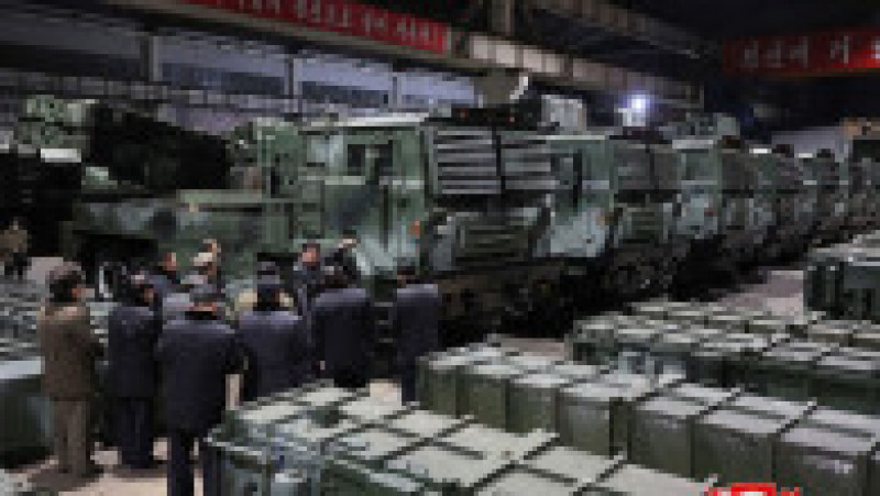 Kim Jong Un a vizitat mai multe fabrici de armament în timp ce cresc criticile privind comerţul cu Rusia. FOTO: Profimedia Images | Poza 6 din 11