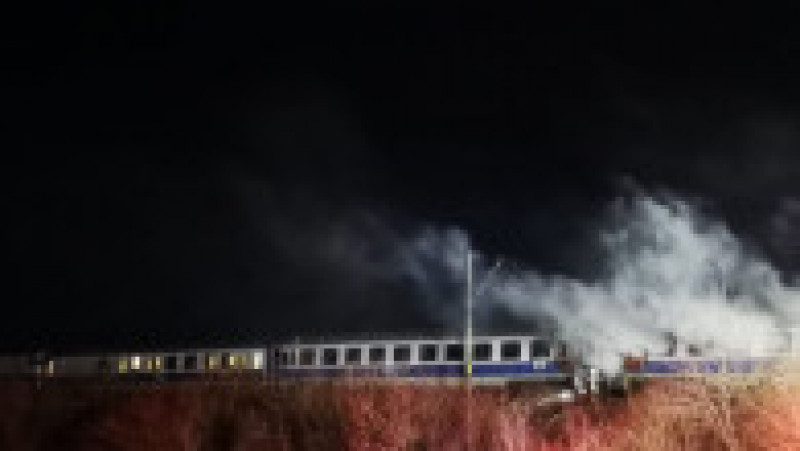 Un tren de călători a luat foc în mers, în Bistrița-Năsăud. Sursa foto: Bistriteanul.ro | Poza 2 din 3