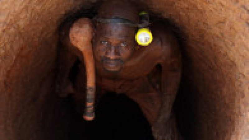 Minerii de ocazie din Mali caută aur în condiții extrem de periculoase. Sursa foto: Profimedia Images | Poza 16 din 30