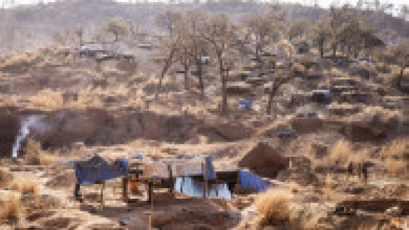 Minerii de ocazie din Mali caută aur în condiții extrem de periculoase. Sursa foto: Profimedia Images | Poza 14 din 30