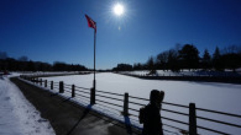 Rideau Canal Skateway, cel mai mare patinoar natural din lume, aflat în Canada, s-a redeschis pentru patinatori duminică. FOTO: Profimedia Images | Poza 1 din 6