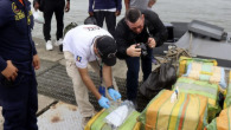 Traficanții sud-americani transportă tone de droguri pe sub apă, încercând să păcălească vigilența autorităților. Foto: Profimedia | Poza 4 din 14