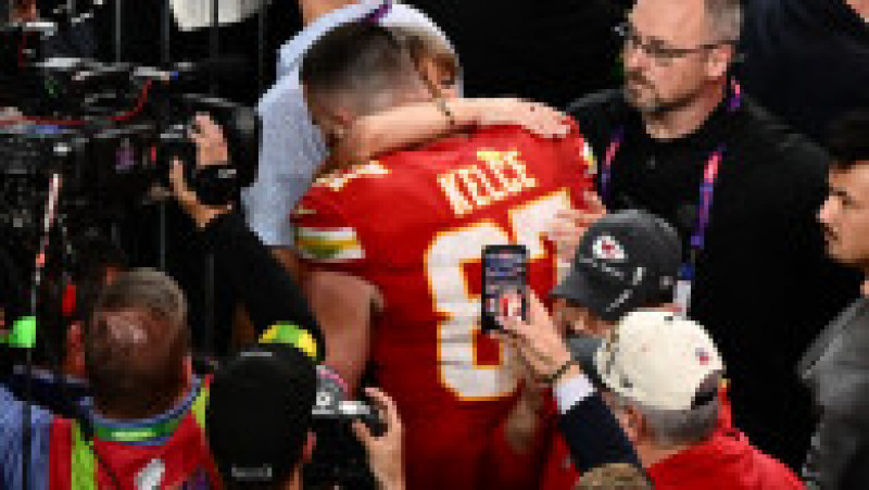 Kansas City a câştigat a treia oară Super Bowl. Taylor Swift și-a sărutat iubitul pe teren și aproape a eclipsat momentul sportiv. FOTO: Profimedia Images | Poza 9 din 16