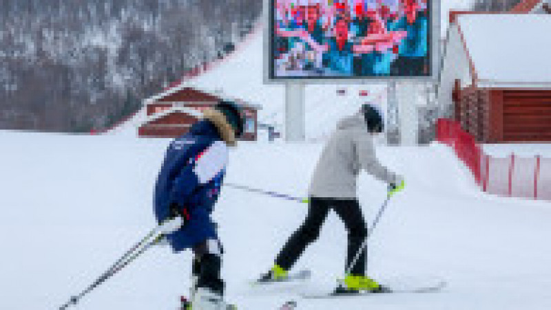 Turiști în stațiunea de schi Masikryong. Sursa foto: Profimedia Images | Poza 2 din 38