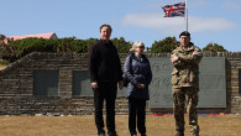 David Cameron în vizită în Insulele Falkland. Sursa foto Profimedia Images | Poza 48 din 54