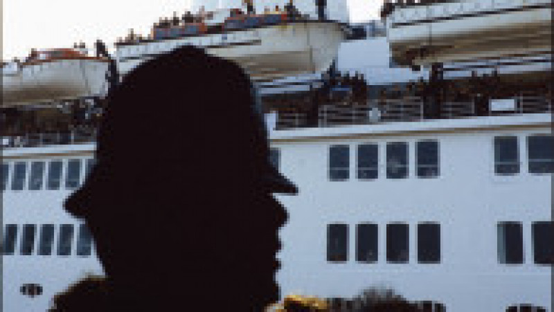 Nava Queen Elizabeth 2 transportă trupe britanice în timpul războiului din Insulele Falkland. Sursa foto Profimedia Images | Poza 29 din 54