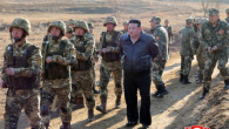 Kim Jong Un în timpul unei vizite la o bază de antrenament a armatei nord-coreene. Foto: Profimedia Images | Poza 8 din 8