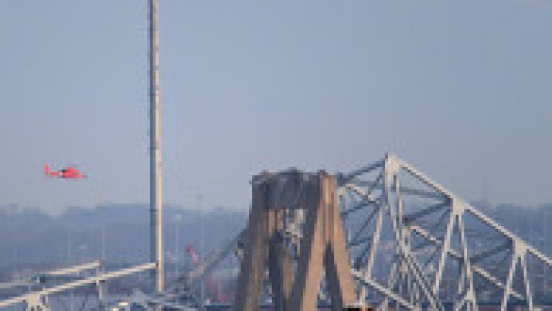 Podul din Baltimore s-a prăbușit după ce un pilon de susținere a fost lovit de nava Dali FOTO: Profimedia Images | Poza 11 din 37