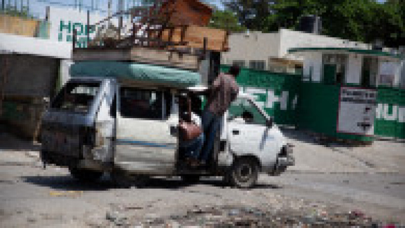 Peste 1500 de oameni au fost ucişi în escaladarea violenţelor dintre bandele din Haiti de la începutul acestui an, arată un raport al Oficiului ONU pentru drepturile omului de la Geneva, citat vineri de dpa. Sursa foto Profimedia Images | Poza 33 din 36