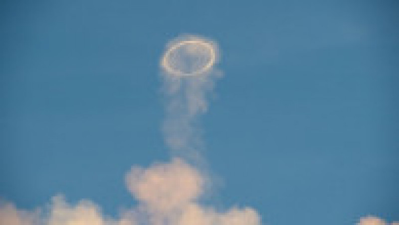 Cercuri de fum aproape perfecte ies din Vulcanul Etna şi oferă un adevărat spectacol. Foto: Profimedia | Poza 2 din 11