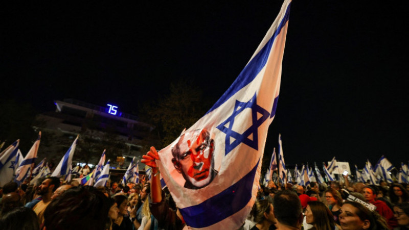 Un protest uriaș a avut loc la Ierusalim. Zeci de mii de oameni i-au cerut premierului Netanyahu să demisioneze. FOTO: Profimedia Images
