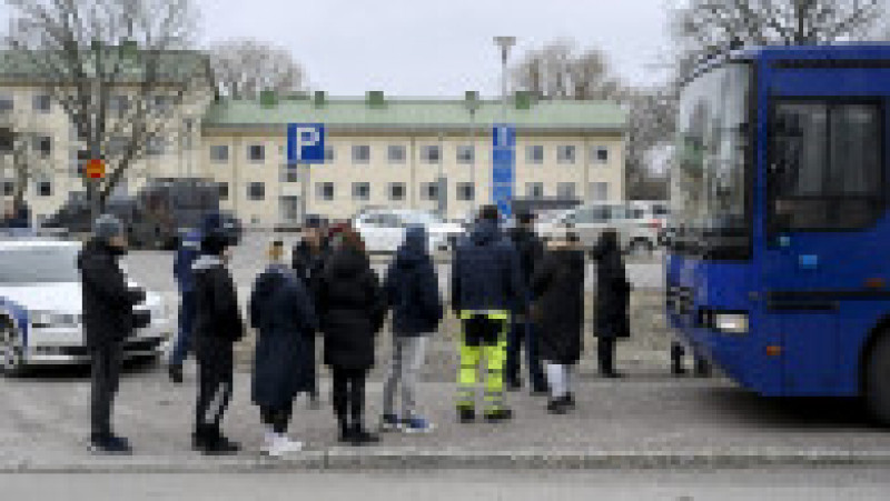 Trei copii au fost răniți într-un atac armat care a avut loc la o școală din orașul Vantaa, Finlanda FOTO: Profimedia Images | Poza 3 din 17