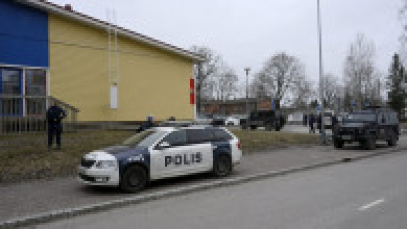 Trei copii au fost răniți într-un atac armat care a avut loc la o școală din orașul Vantaa, Finlanda FOTO: Profimedia Images | Poza 7 din 17
